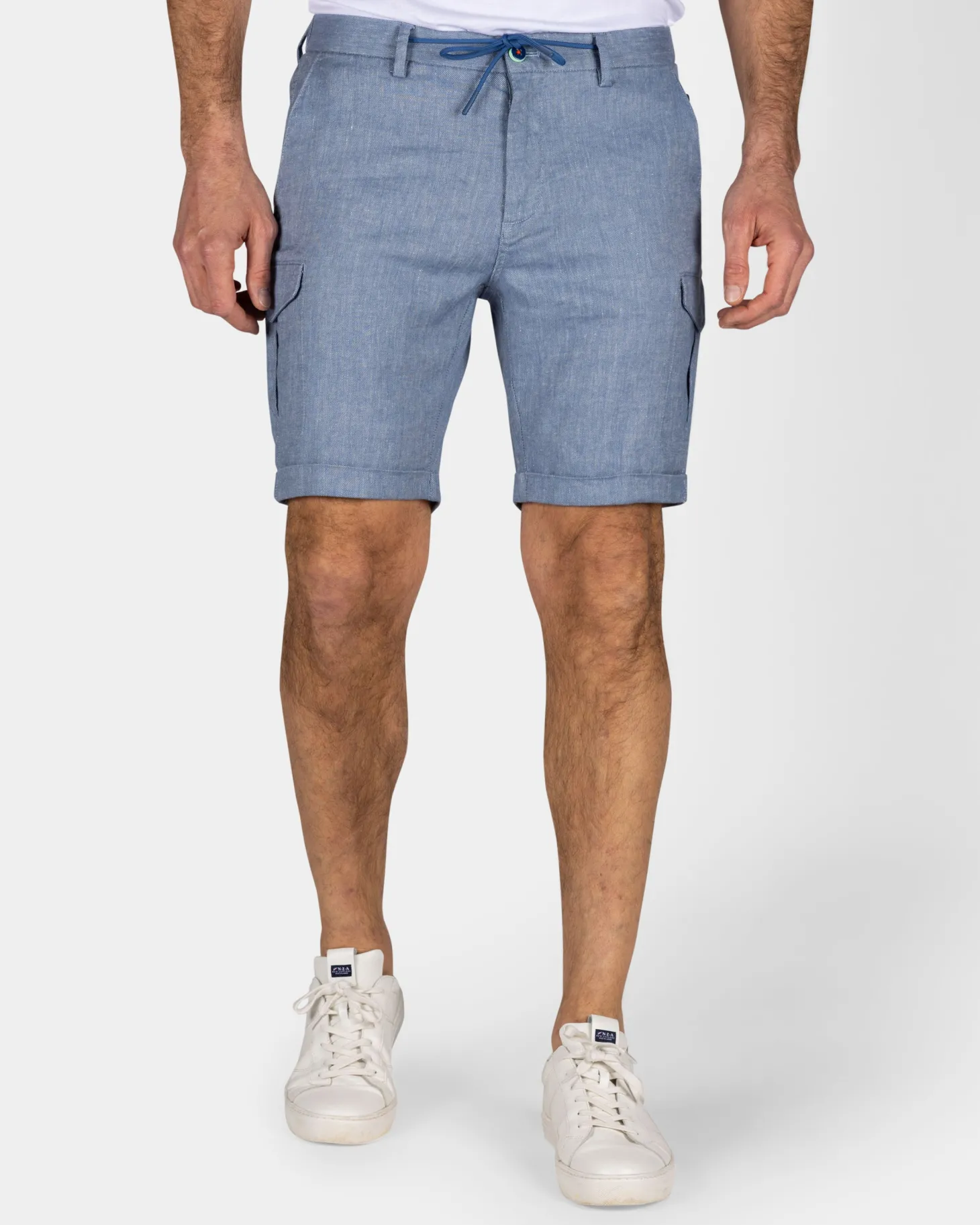 Blaue Leinen-Chino-Shorts