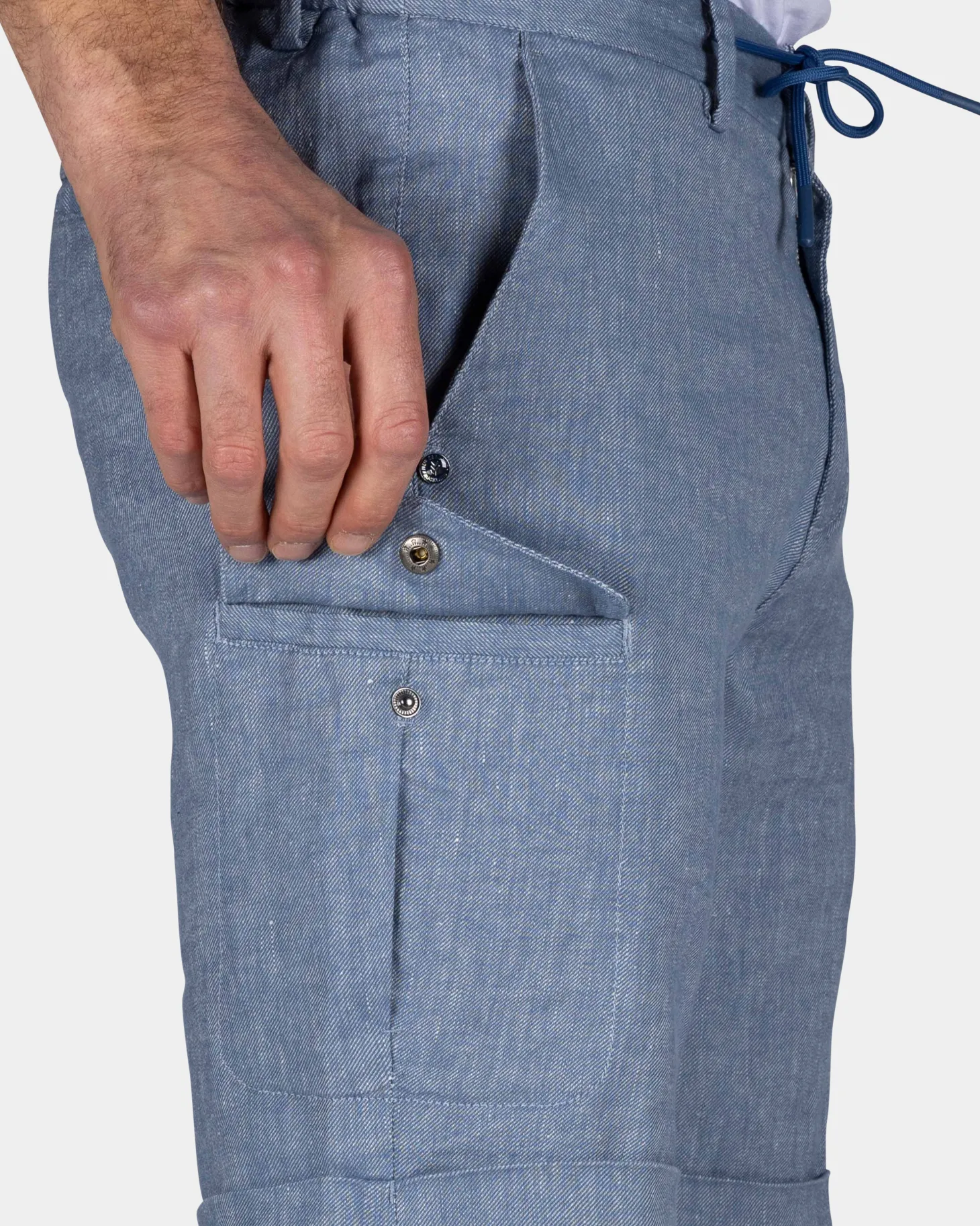 Blaue Leinen-Chino-Shorts