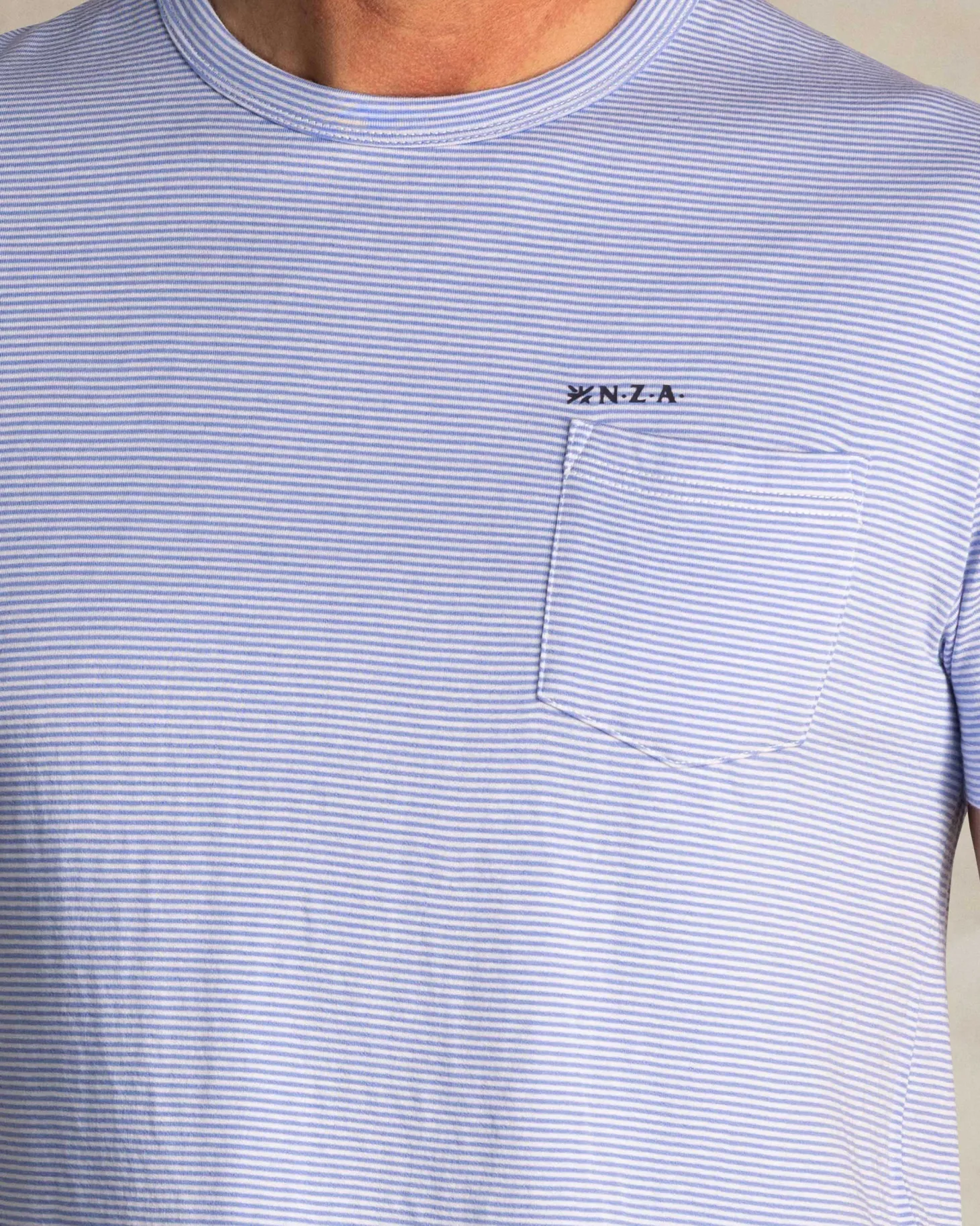 Blaues Baumwoll-T-Shirt mit Modalanteil