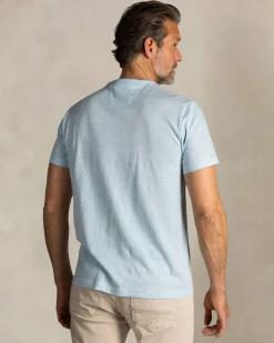 Blaues leinen-t-shirt mit rundhalsausschnitt