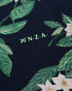 Dunkelblaues Poloshirt mit Blumenmuster