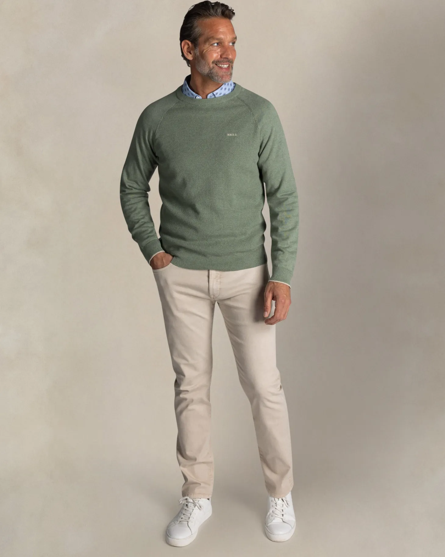 Grüner Baumwollpullover mit Rundhalsausschnitt