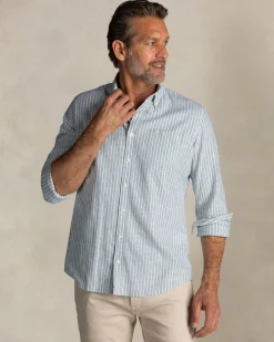 Grünes Leinenhemd mit Knöpfen