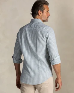 Grünes Leinenhemd mit Knöpfen