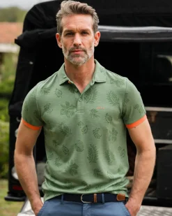 Grünes Poloshirt mit Blattmuster