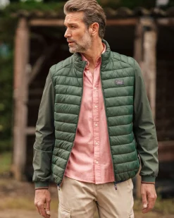 Grünes wattiertes Jacke