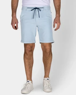 Hellblaue kurze Hose aus Rippenstoff