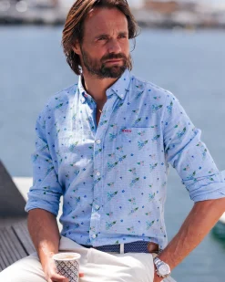 Hellblaues bedrucktes Hemd