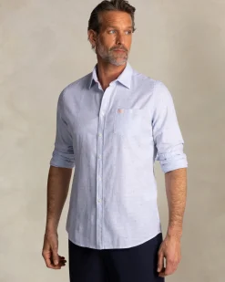 Hellblaues Hemd aus Baumwolle und Leinen