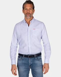 Hellblaues Leinenhemd