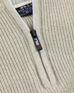 Hellgrüner Strickpullover mit halbem Reiﾧverschluss - Sage