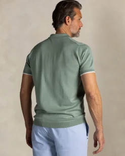 Hellgrünes gestricktes Poloshirt