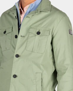 Hellgrünes Overshirt