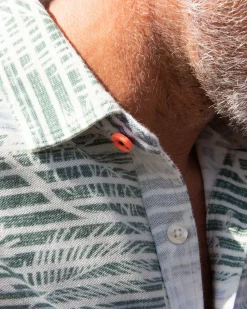 Hemd mit kurzen Ärmeln und Blumendruck in Armeegrün - High Summer Army