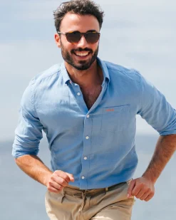 Leinen blaues Hemd mit langen Ärmeln