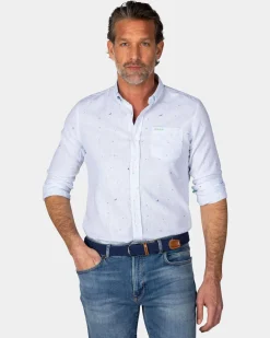 Pastellblaues Hemd mit Leinen