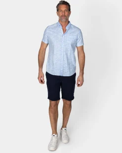 Pastellblaues Hemd mit weißem Print