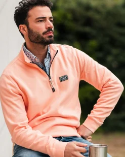 Pfirsichfarbener Pullover mit halbem Reißverschluss