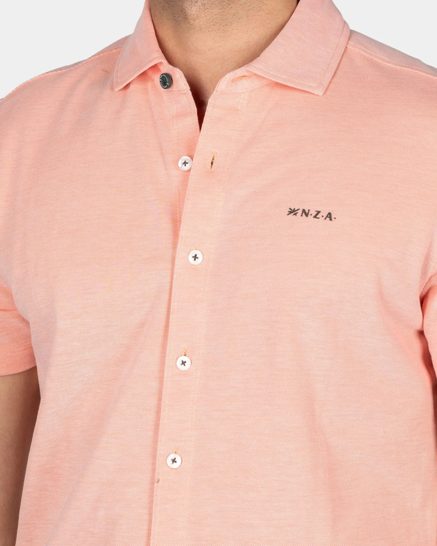 Rosa Hemd mit kurzen Ärmeln