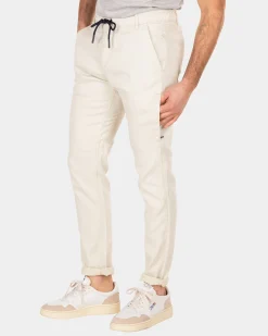 Sportliche, schlichte Chino - Cream