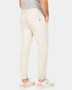 Sportliche, schlichte Chino - Cream