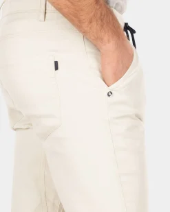 Sportliche, schlichte Chino - Cream