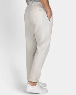 Weiße Chino mit Leinen