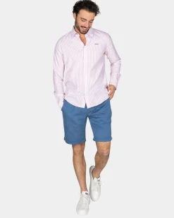 Weißes Leinenhemd mit hellorangefarbenem Streifen